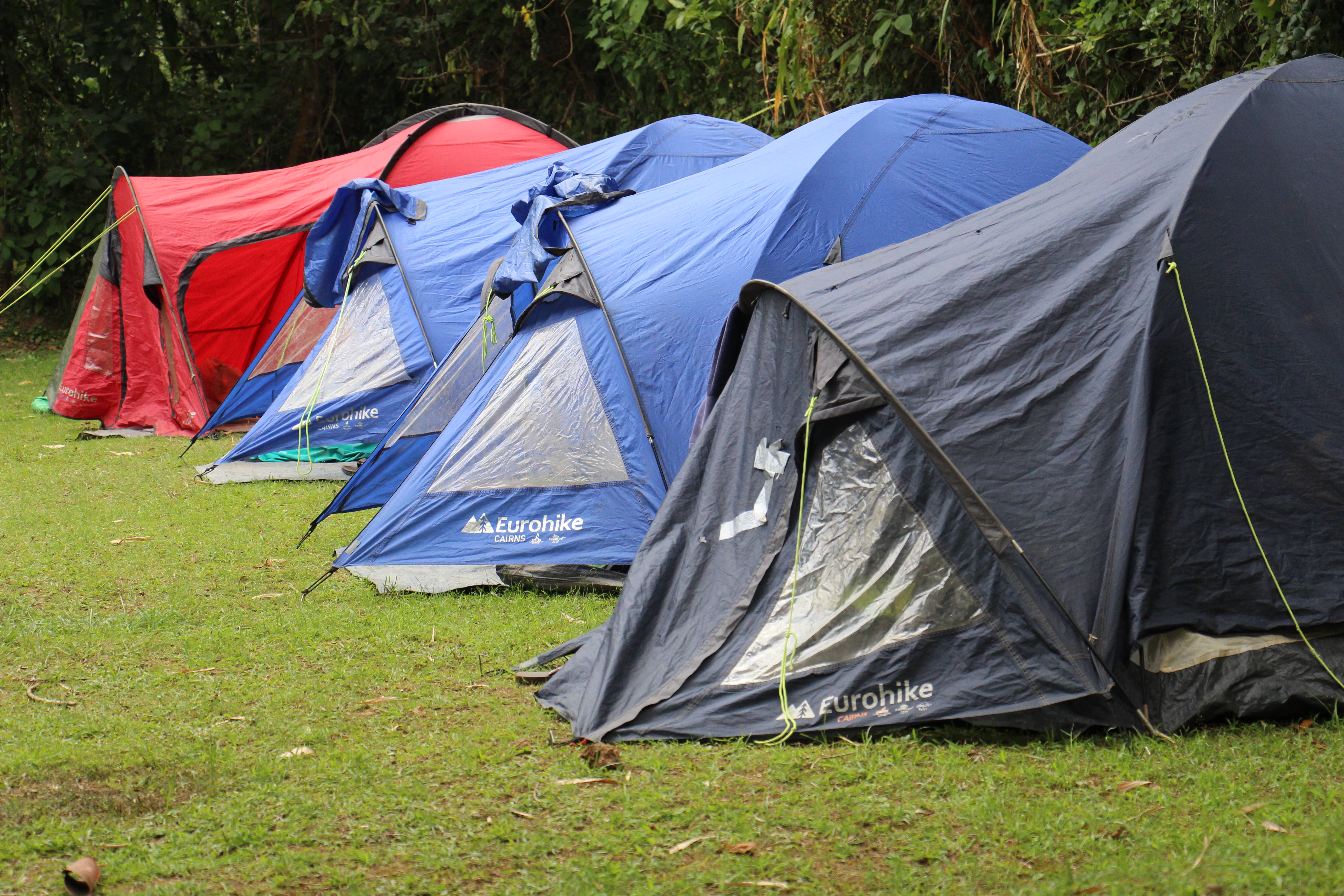 PRIVATE TENTS